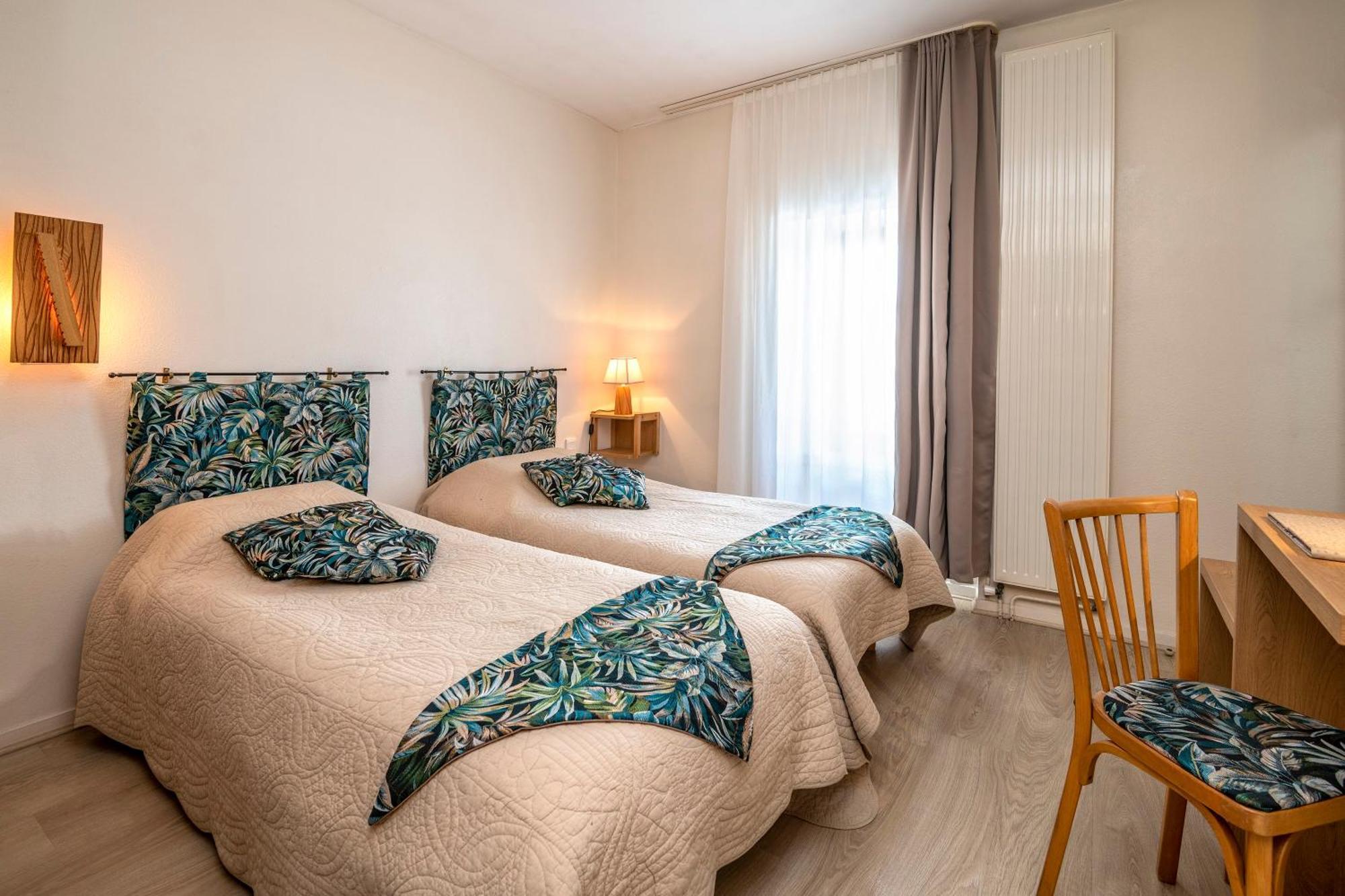 Hotel Restaurant De La Poste Et La Grange Detente, Espace Bien-Etre Châteauneuf-de-Randon Oda fotoğraf